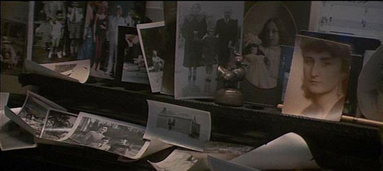 Figure 6: Rick Deckard’s (Harrison Ford) supposed family photographs, Blade Runner.